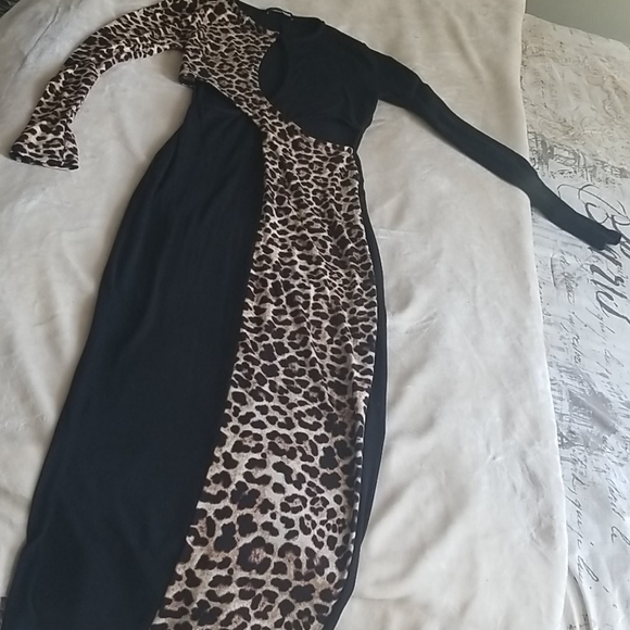 Fashion nova dress - Picture 3 of 5